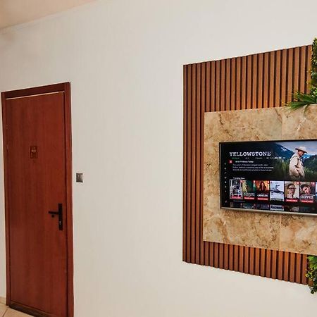 Florina Modern Studio Bagian luar foto